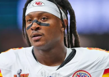DeAndre Hopkins signing