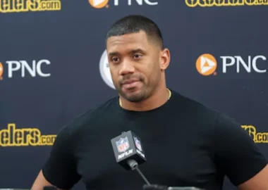 russell wilson signing